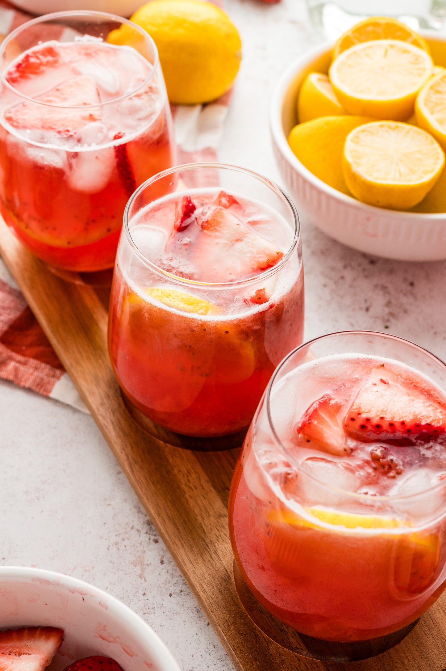 Sparkling Strawberry Lemonade